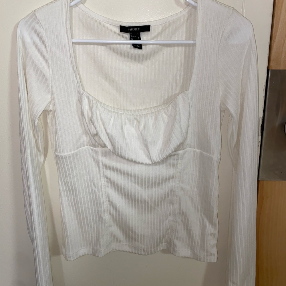 Ribbed whote long sleeve